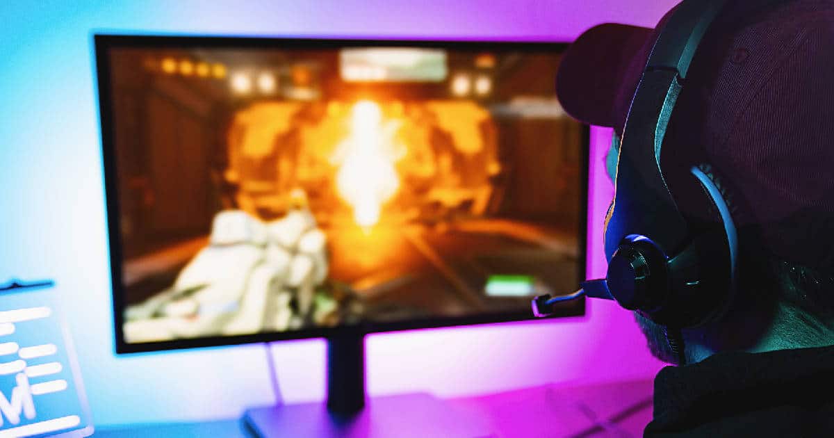 Differences Between Gaming Monitors & Regular Monitors