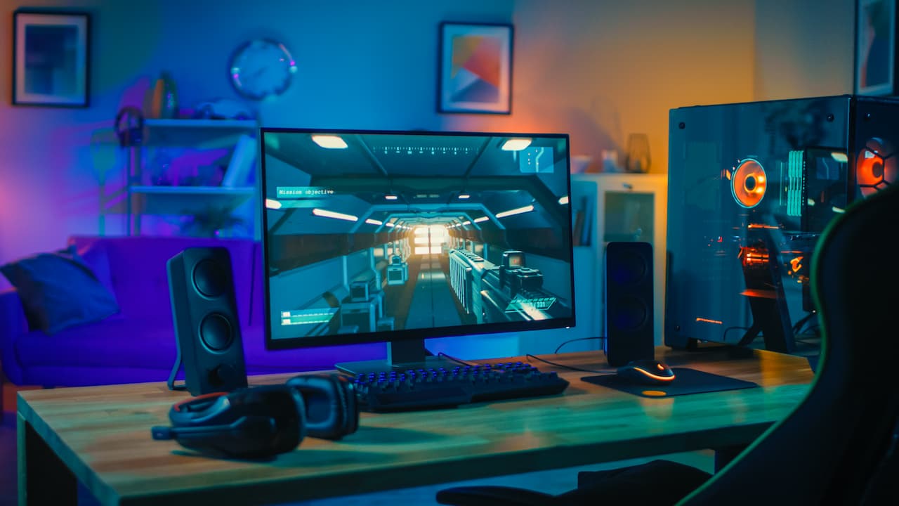 What Does Hz Mean in Monitors | Refresh Rates for Gaming – Apex Gaming PCs